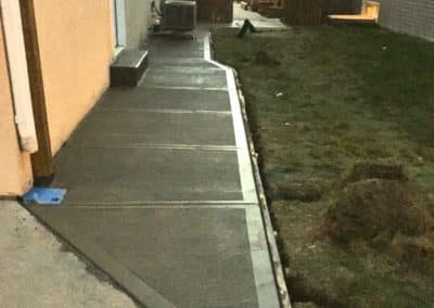 Concrete Walkway & Repair