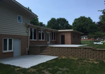 Retaining Wall & Concrete Patios